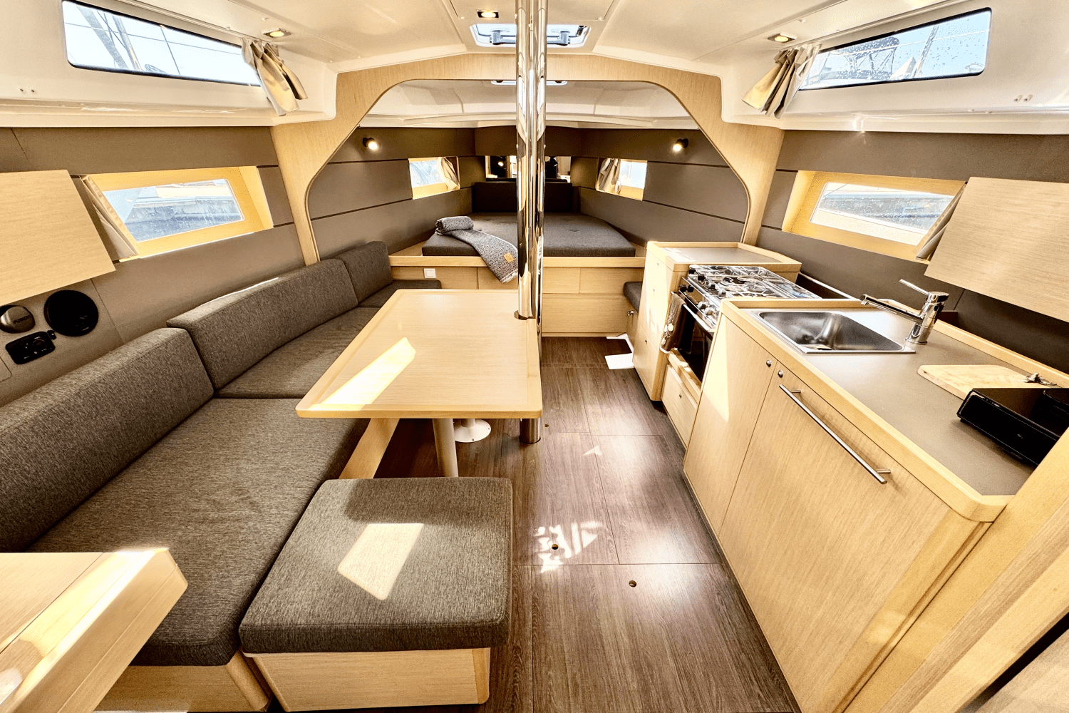 Slide: The Image of Beneteau OCEANIS 38 2014 - 40