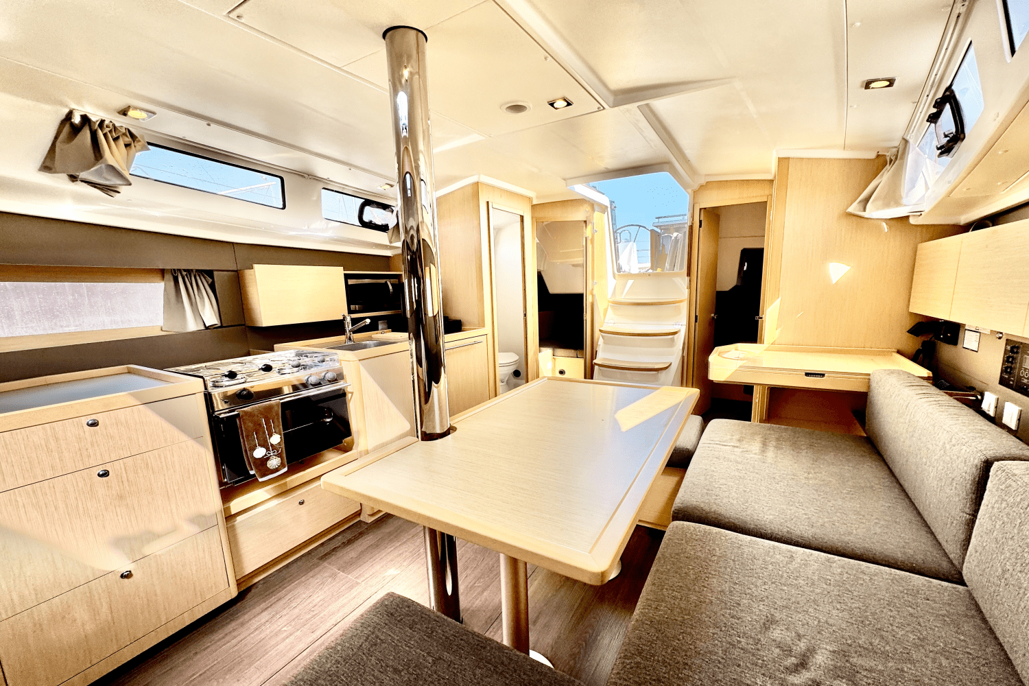 Slide: The Image of Beneteau OCEANIS 38 2014 - 50