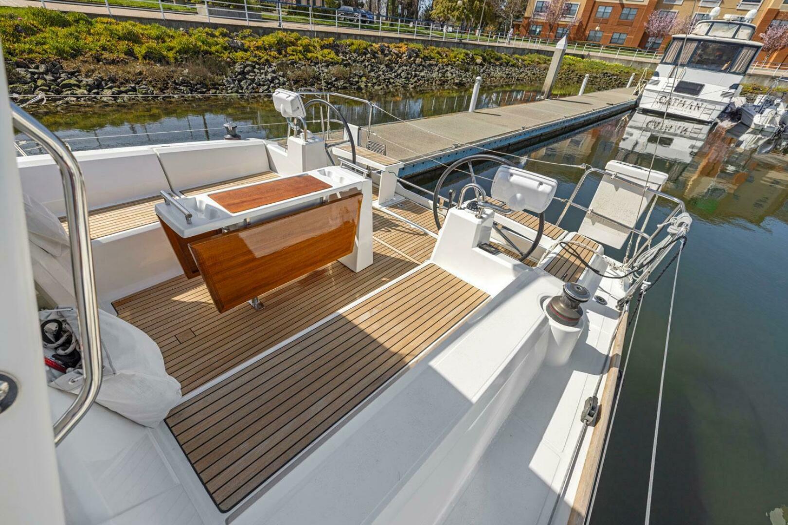Slide: The Image of Beneteau Oceanis 38.1 2018 - 4869379