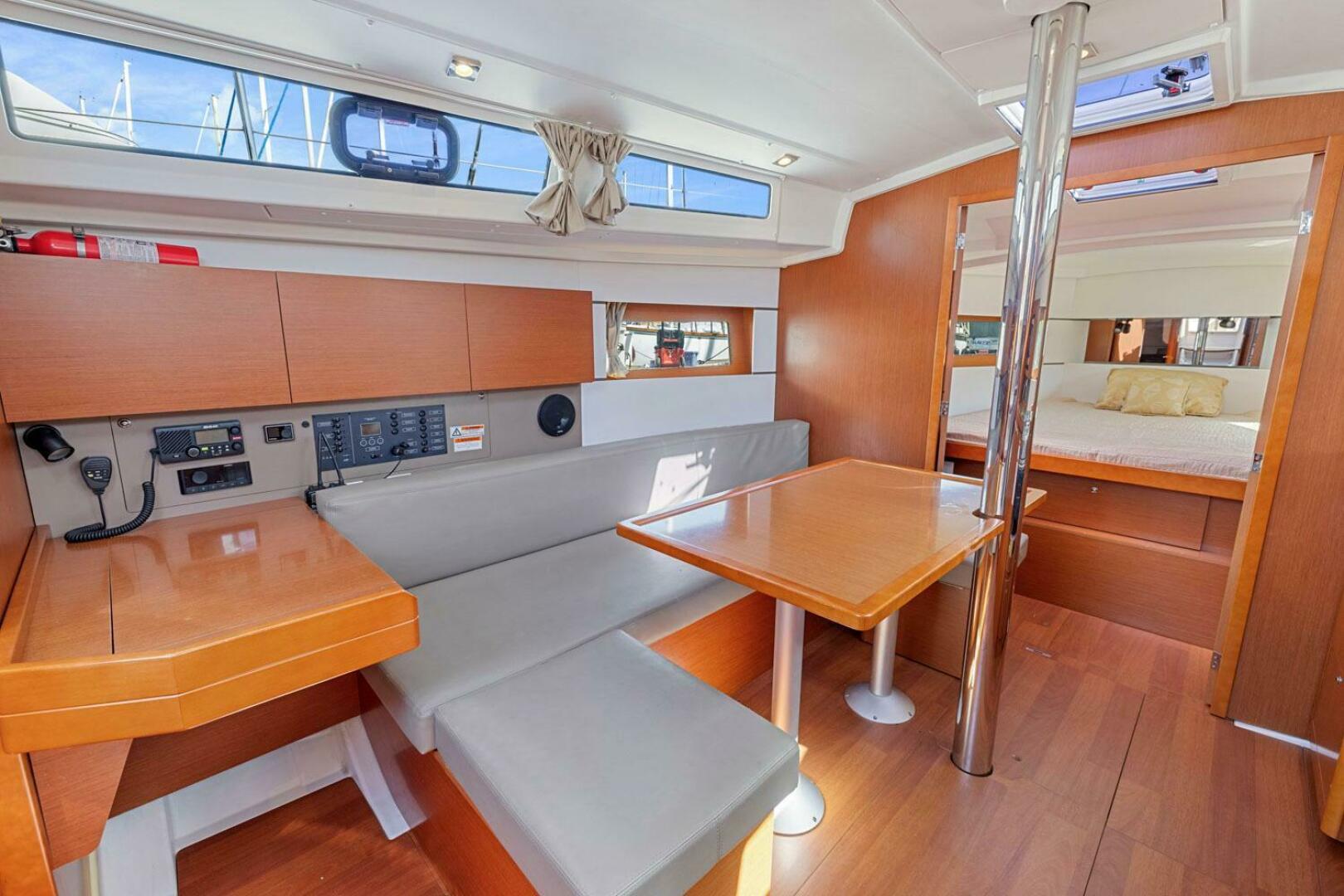 Slide: The Image of Beneteau Oceanis 38.1 2018 - 4869394