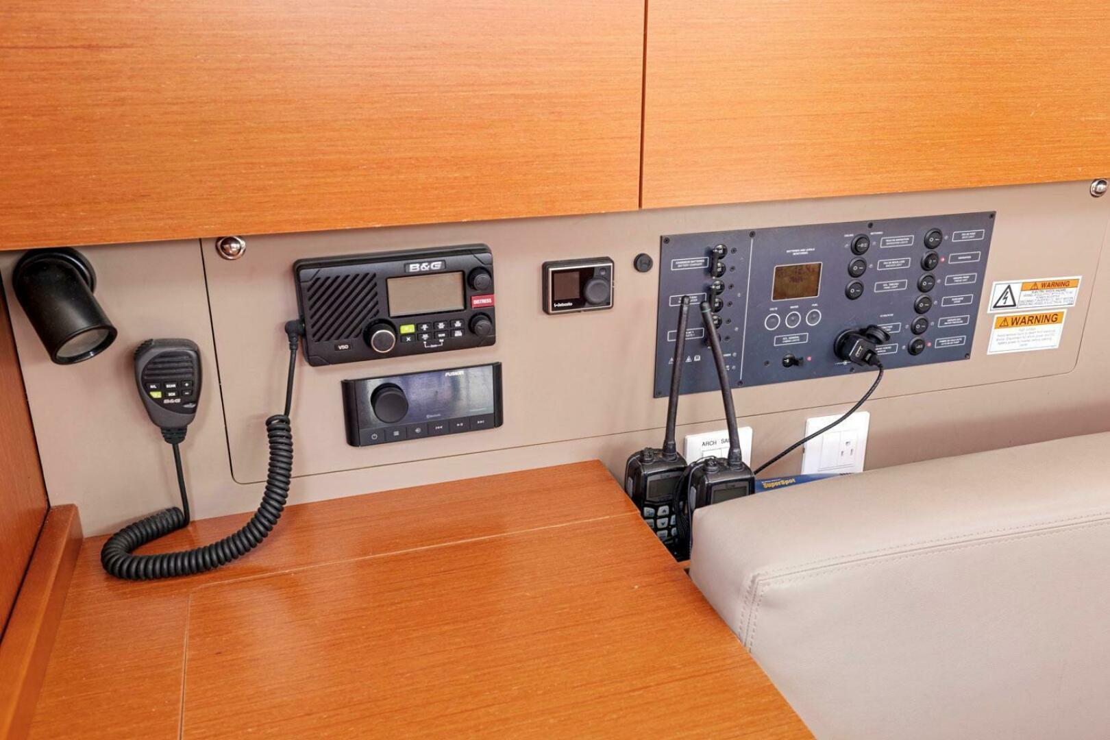 Slide: The Image of Beneteau Oceanis 38.1 2018 - 4869399