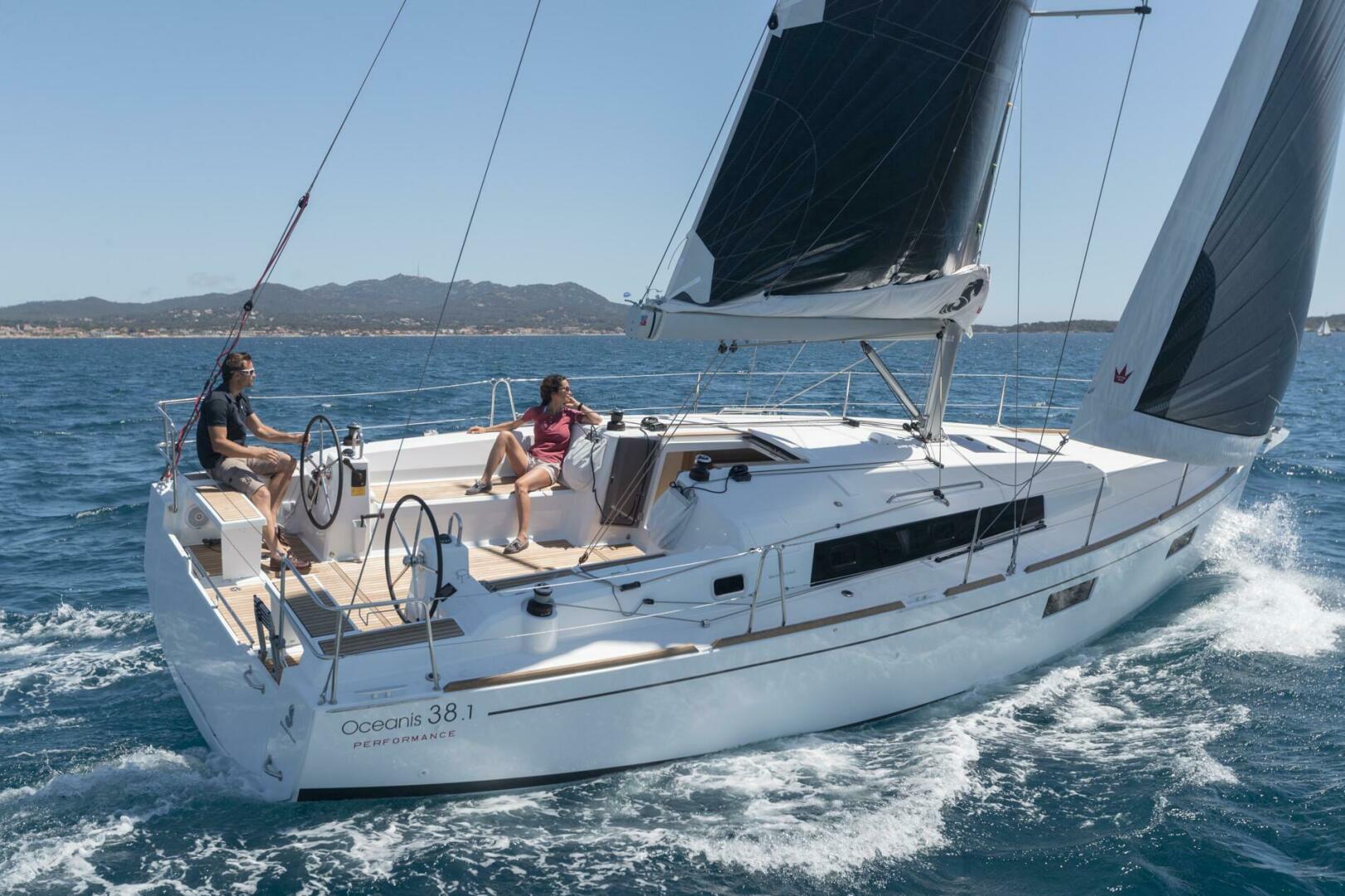 Slide: The Image of Beneteau Oceanis 38.1 2025 - 4176921