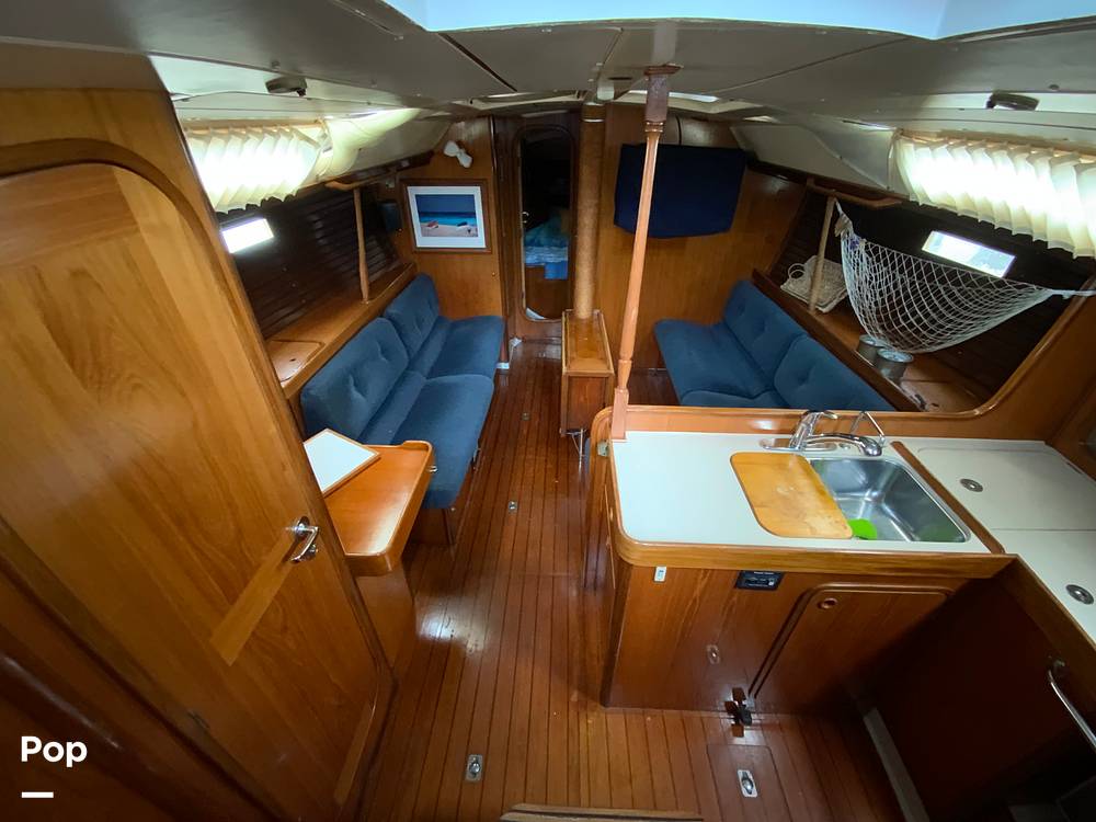 Slide: The Image of Beneteau Oceanis 390 1990 - 15090375
