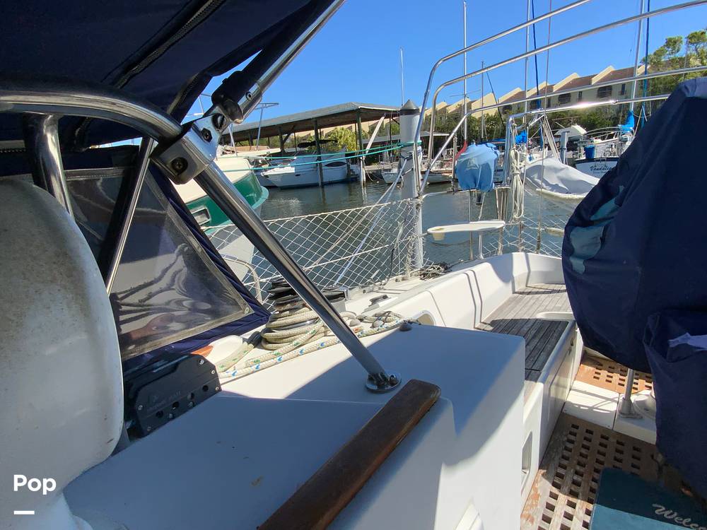 Slide: The Image of Beneteau Oceanis 390 1990 - 15255019