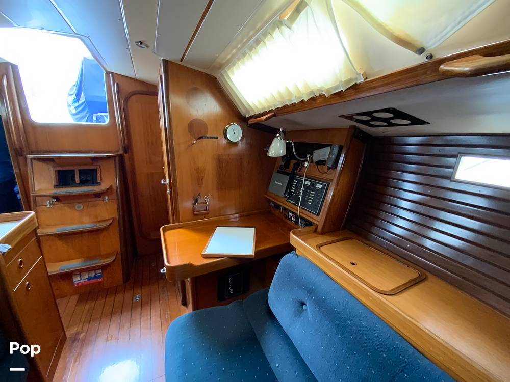 Slide: The Image of Beneteau Oceanis 390 1990 - 15090405