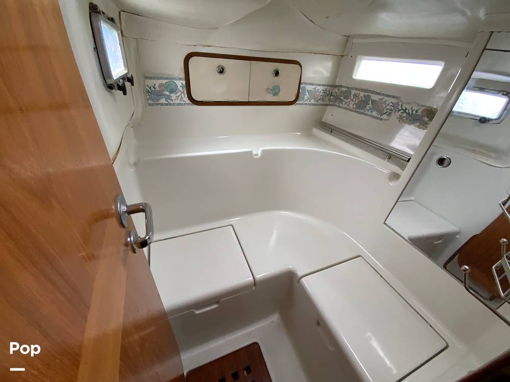 Slide: The Image of Beneteau Oceanis 390 1990 - 15090432