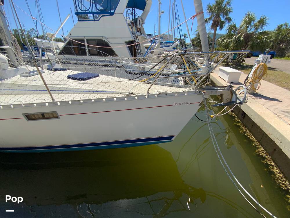 Slide: The Image of Beneteau Oceanis 390 1990 - 15254920