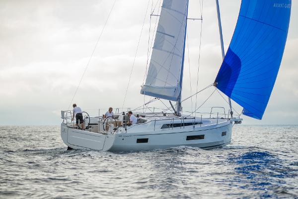 Slide: The Image of Beneteau Oceanis 40.1 2022 - 6