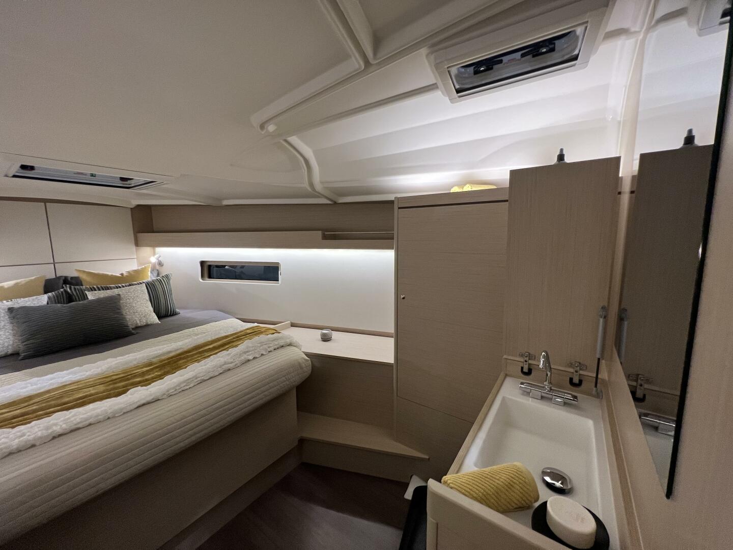 Slide: The Image of Cabin - 4269008