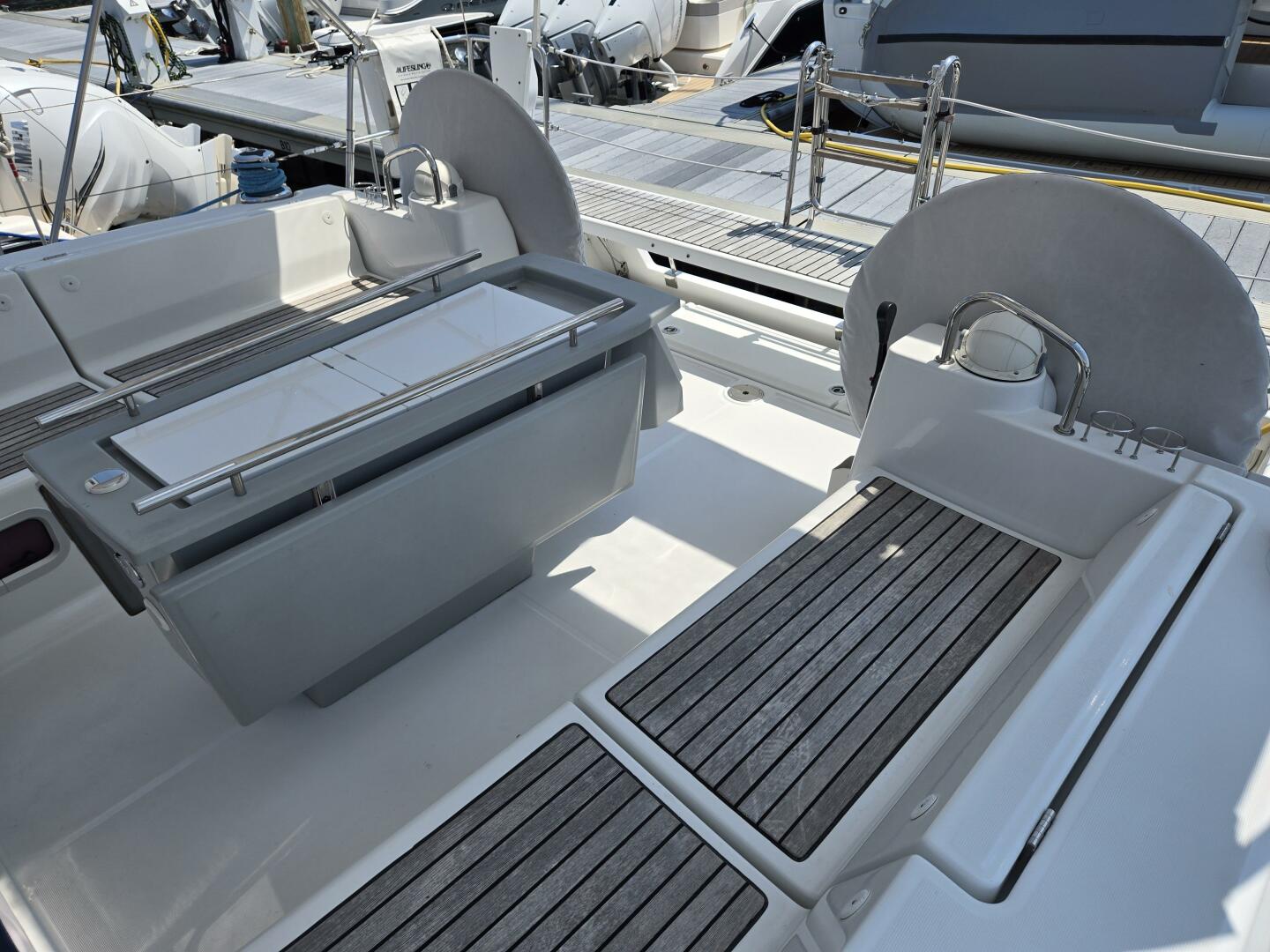 Slide: The Image of Beneteau Oceanis 41 2013 - 5391689