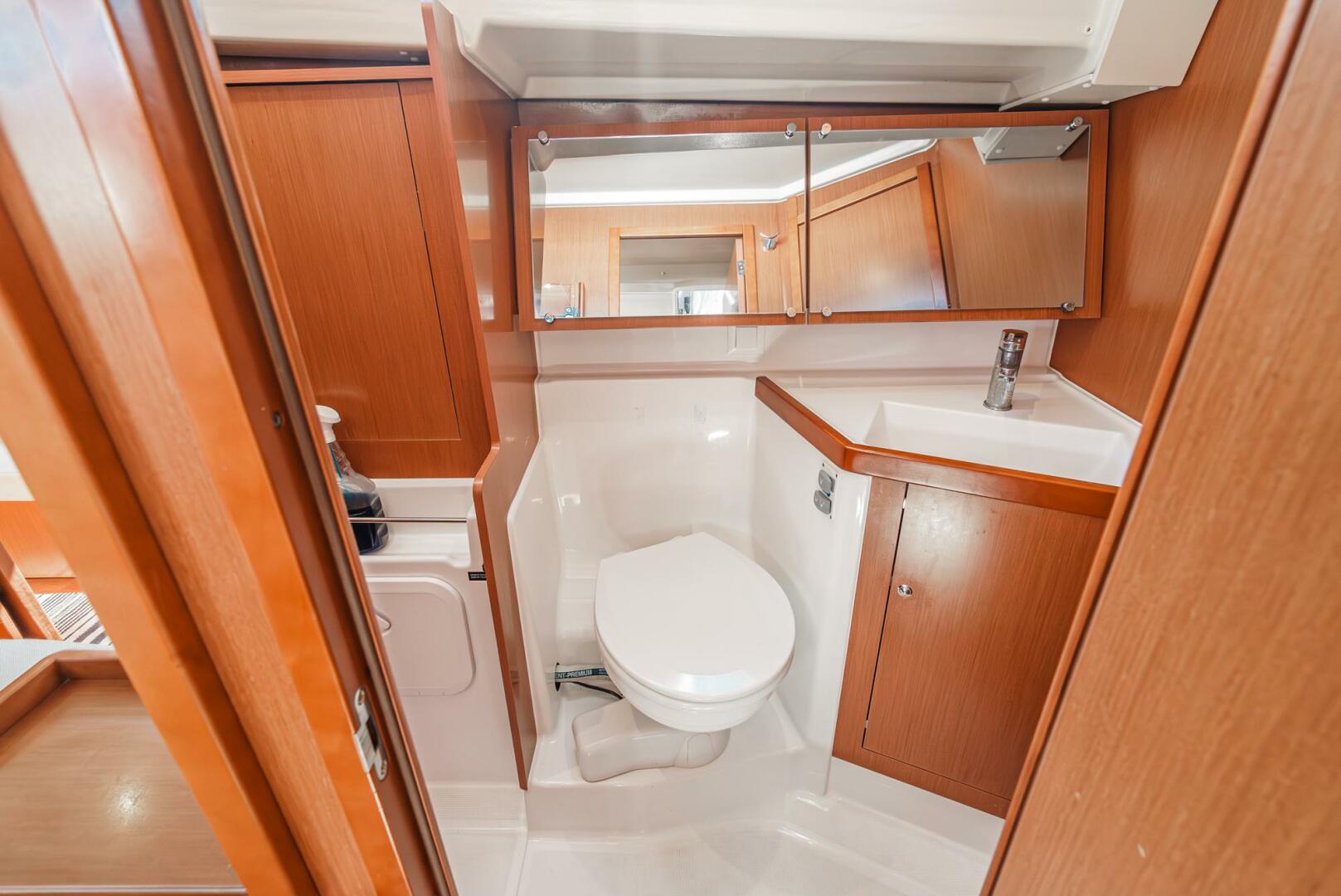 Slide: The Image of Beneteau Oceanis 41.1 2017 - 4719613