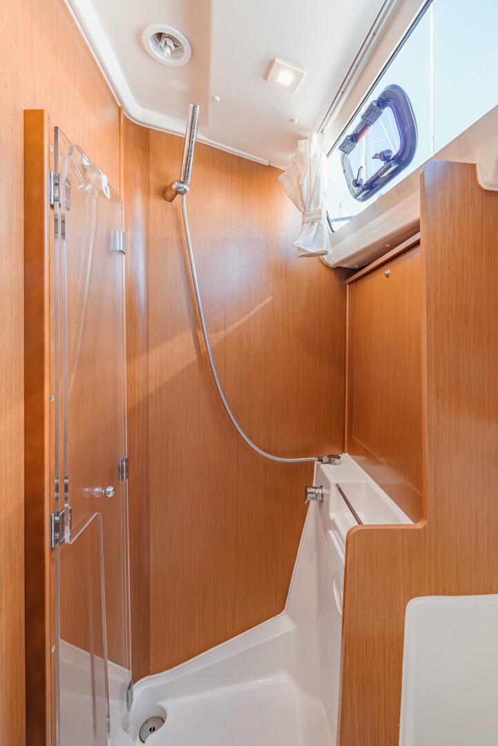 Slide: The Image of Beneteau Oceanis 41.1 2017 - 4719615