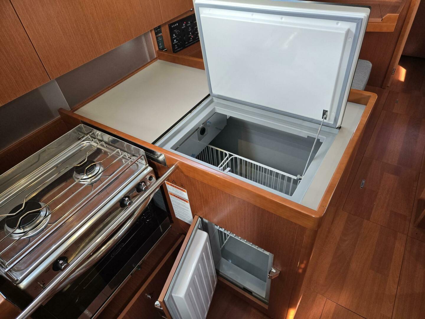 Slide: The Image of Fridge/Freezer w/ Top & Front Access - 5203170