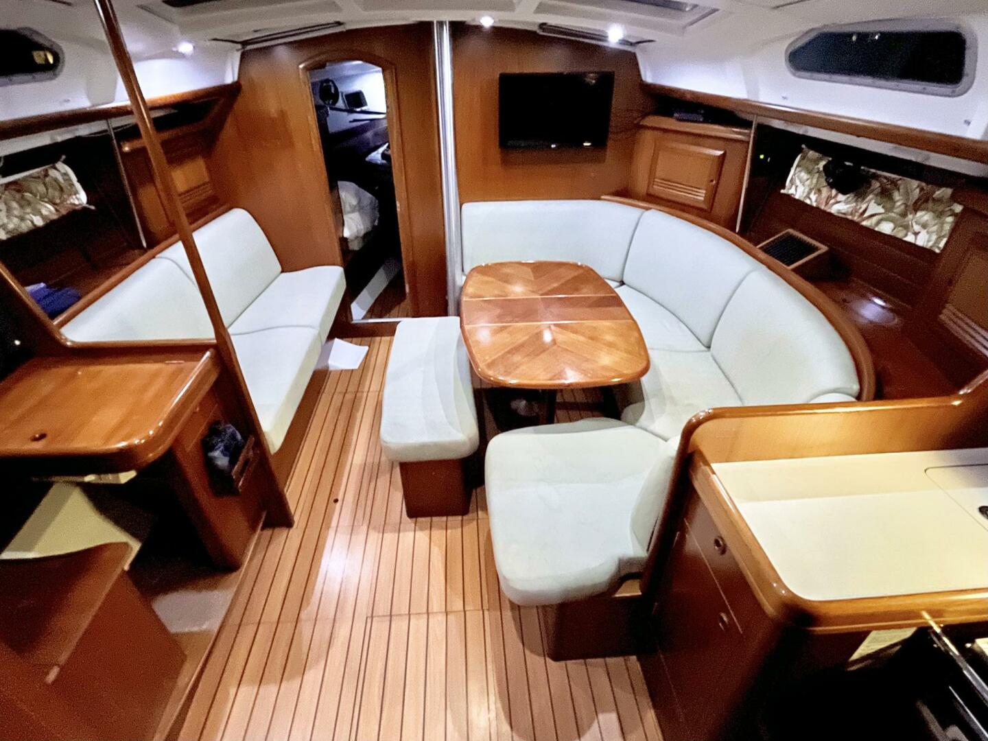 Slide: The Image of Beneteau Oceanis 423 2004 - 5441970