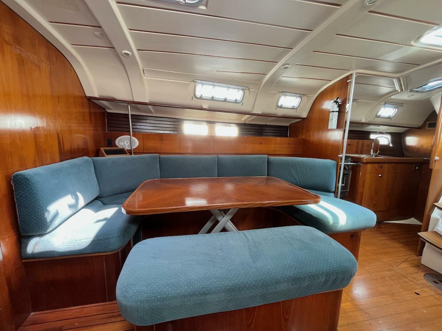 Slide: The Image of Beneteau Oceanis 440 1993 - 5379401