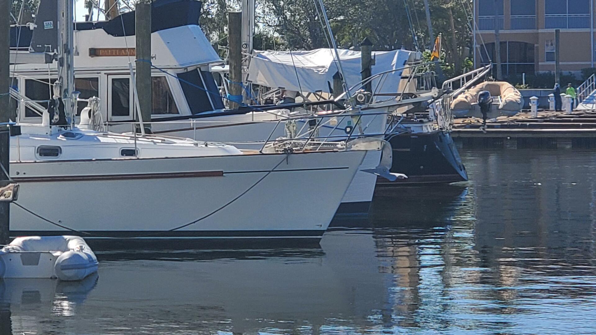 Slide: The Image of Beneteau Oceanis 44 CC 1999 - 5181519