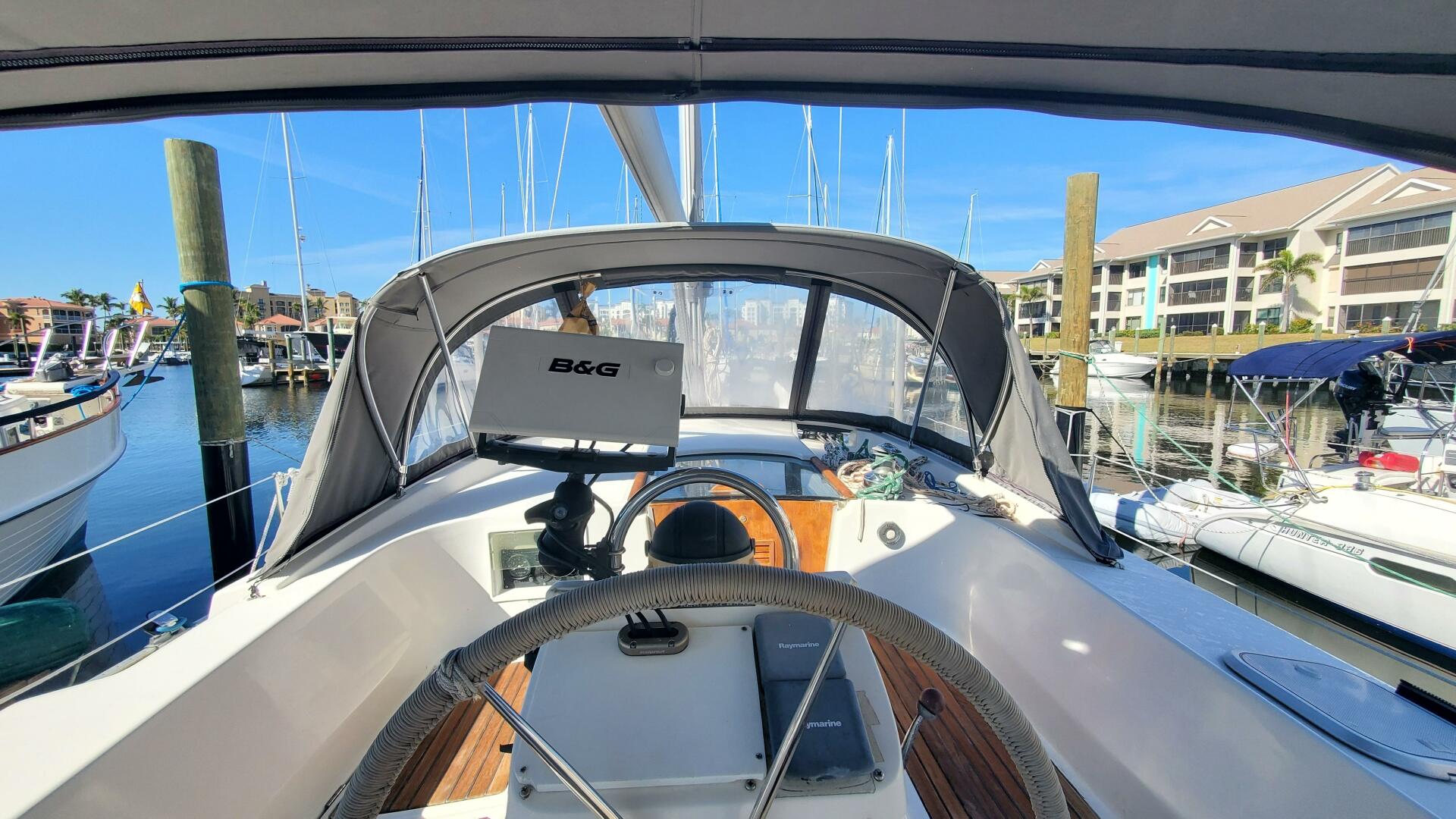 Slide: The Image of Beneteau Oceanis 44 CC 1999 - 5181533