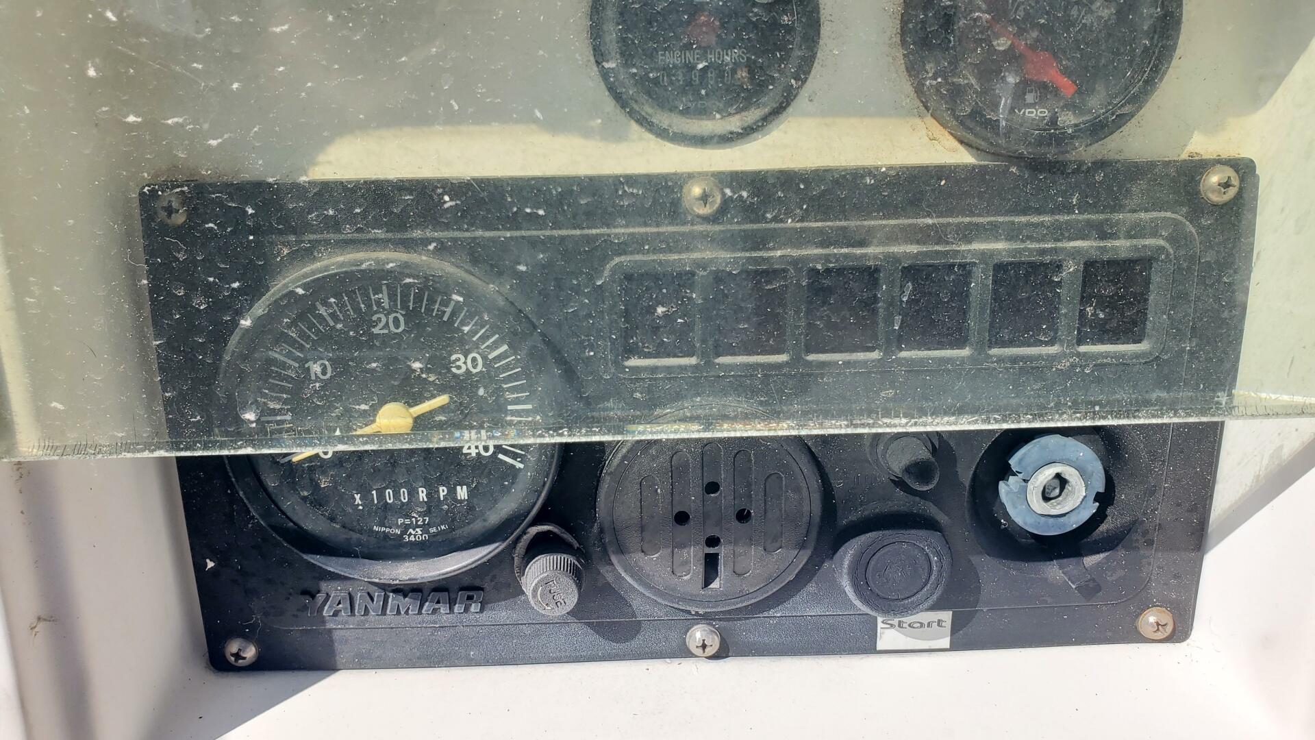 Slide: The Image of Beneteau Oceanis 44 CC 1999 - 5181536