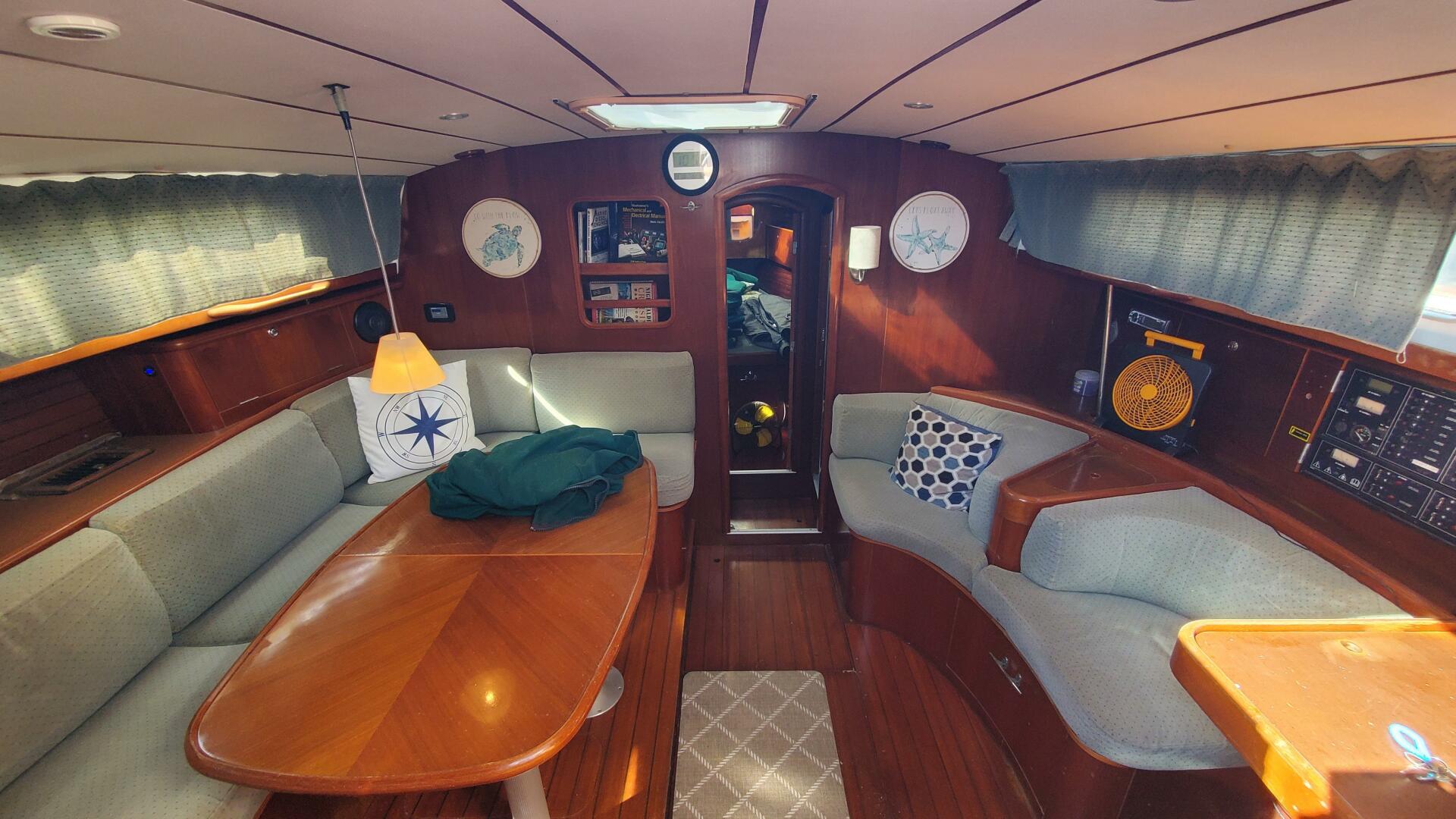 Slide: The Image of Beneteau Oceanis 44 CC 1999 - 5181538