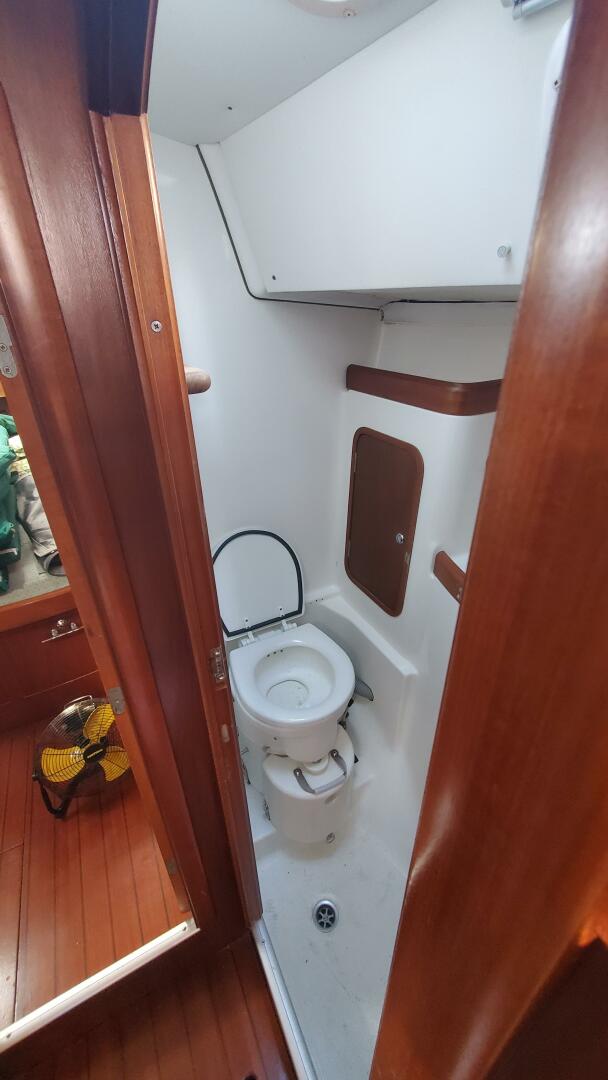 Slide: The Image of Beneteau Oceanis 44 CC 1999 - 5181539