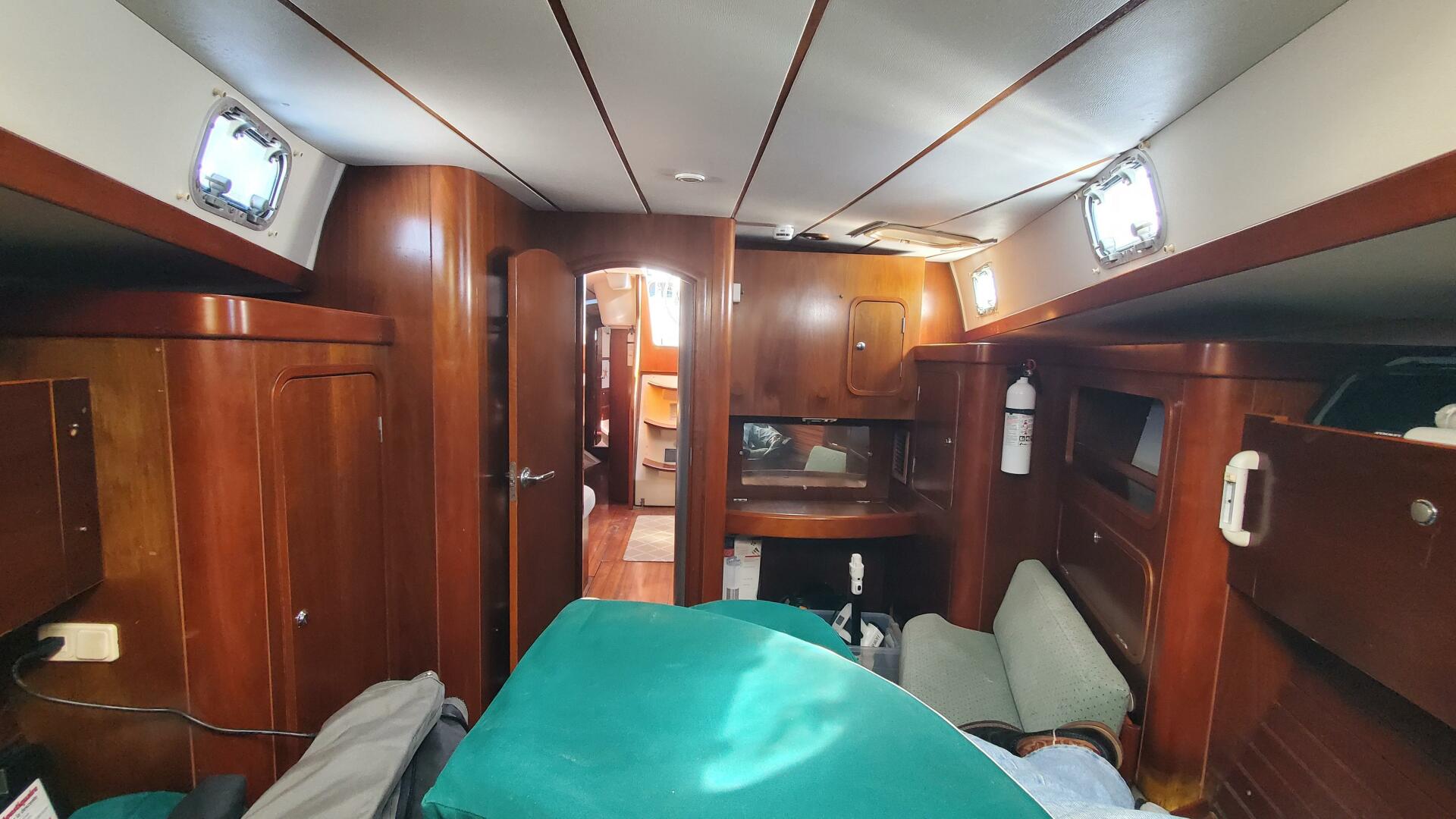 Slide: The Image of Beneteau Oceanis 44 CC 1999 - 5181542