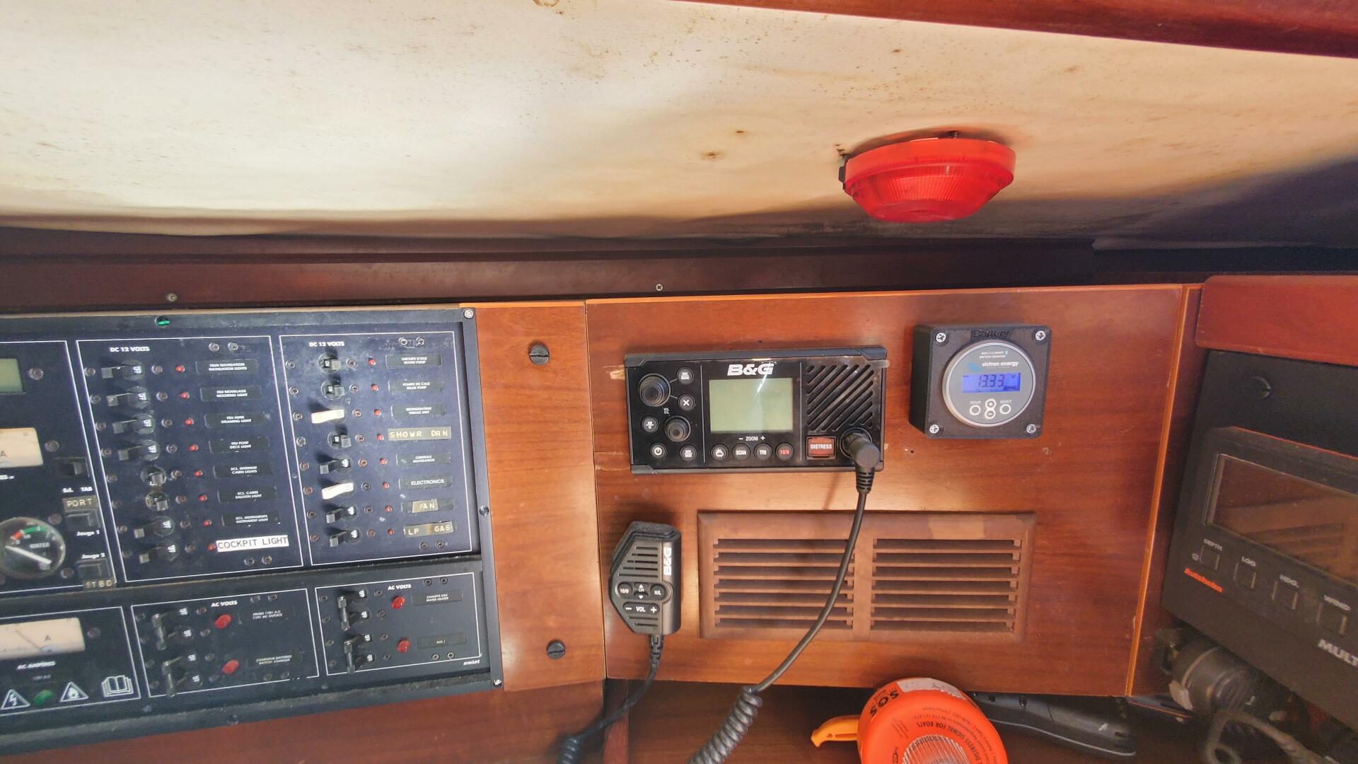 Slide: The Image of Beneteau Oceanis 44 CC 1999 - 5181545