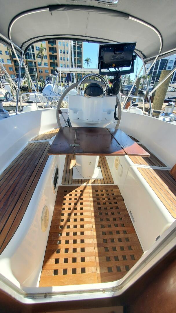 Slide: The Image of Beneteau Oceanis 44 CC 1999 - 5181562
