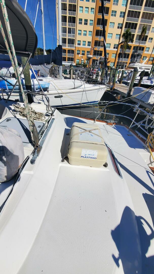 Slide: The Image of Beneteau Oceanis 44 CC 1999 - 5181567