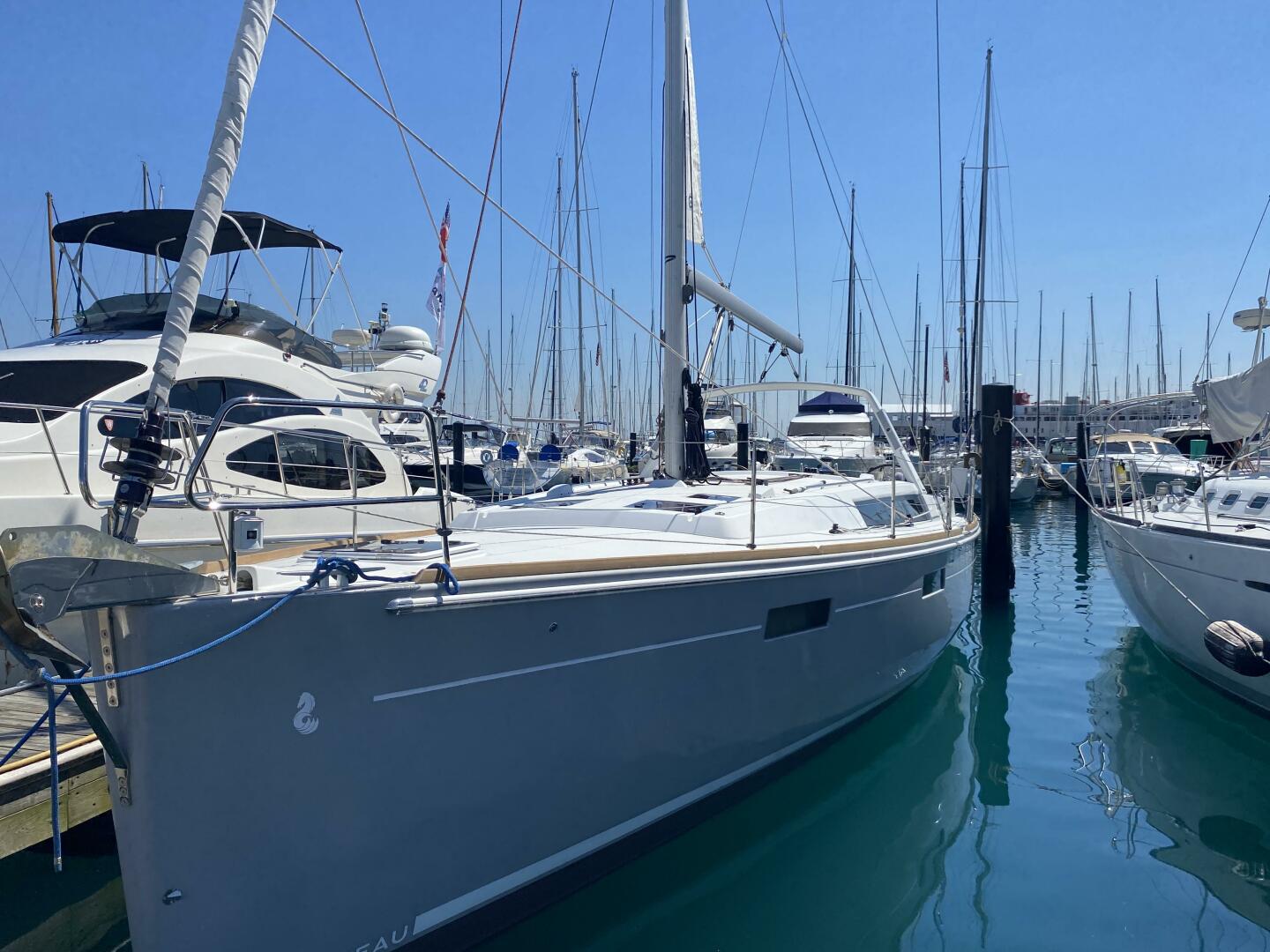 Slide: The Image of Beneteau Oceanis 45 2016 - 4275786