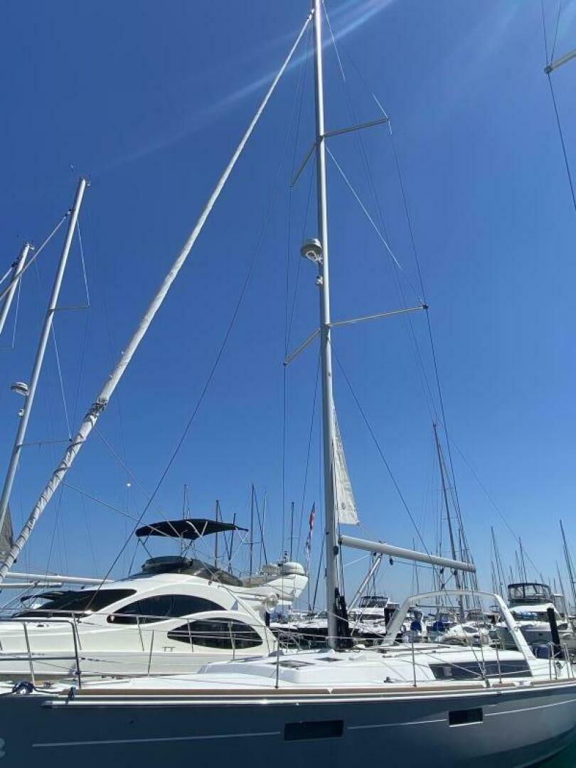 Slide: The Image of 1 Hull1 (5) - 4275814
