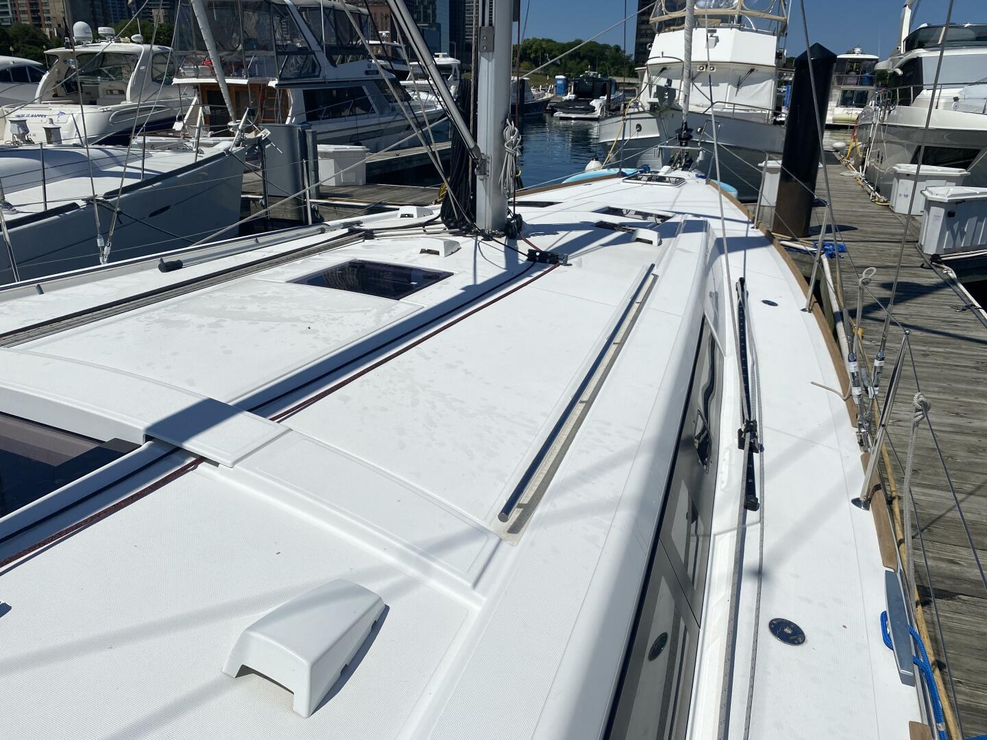 Slide: The Image of 2Deck1 (2) - 4275819