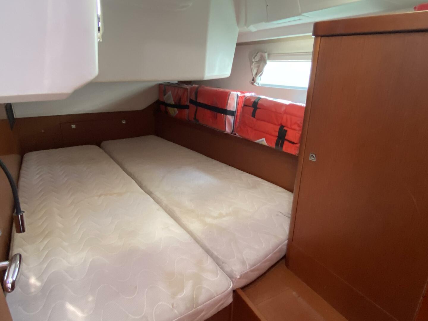 Slide: The Image of 9Aft Cabins Port And Strbd 1 (6) - 4278699