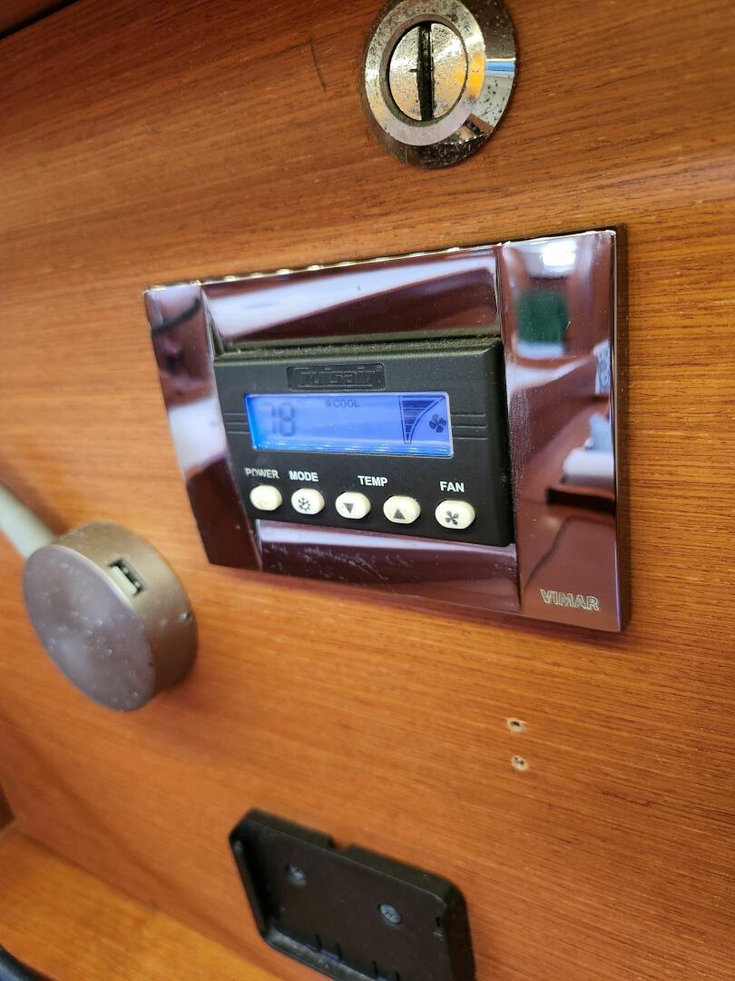 Slide: The Image of Beneteau Oceanis 45 2016 - 4512198