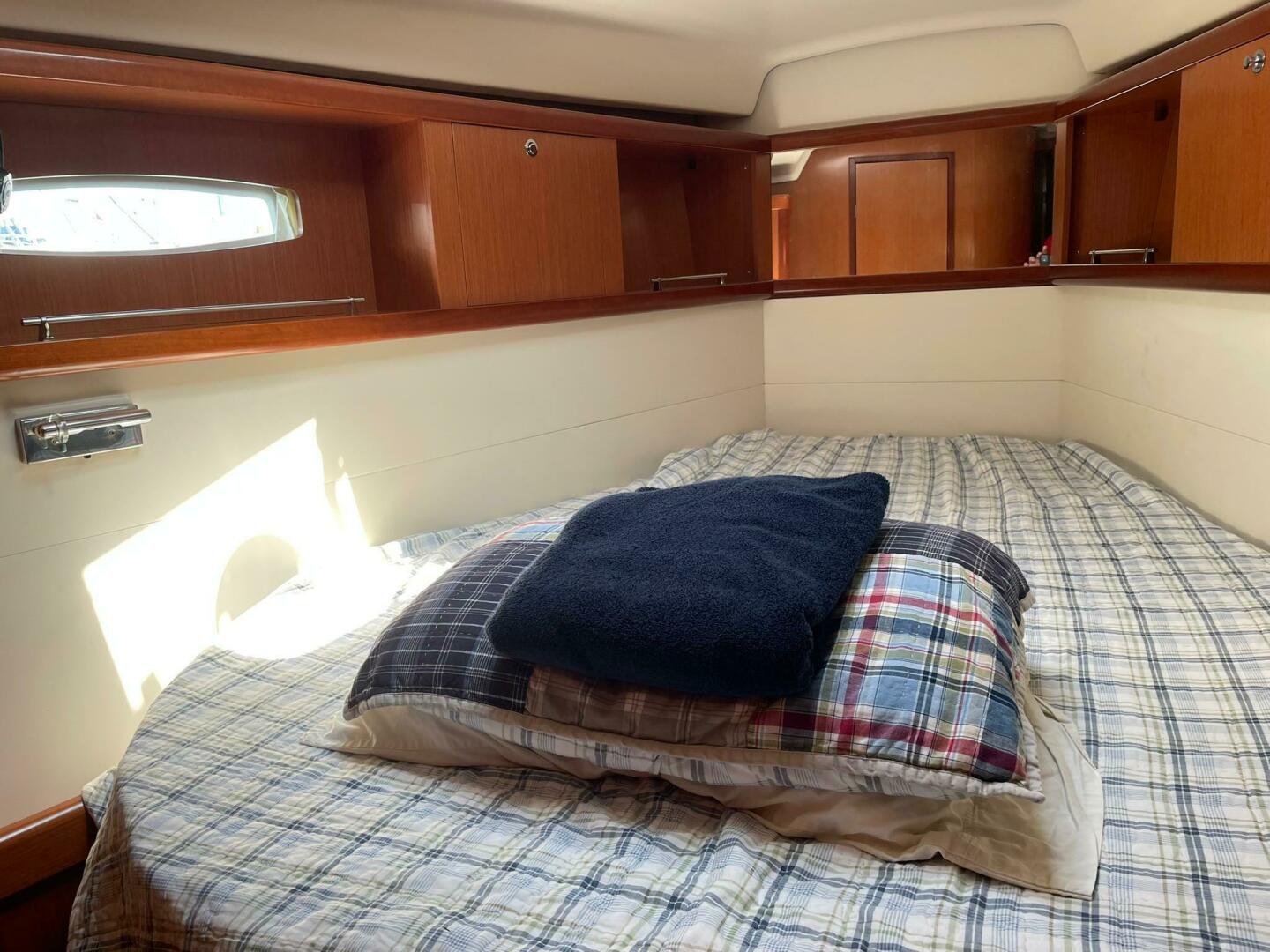 Slide: The Image of Beneteau Oceanis 46 2008 - 5525100