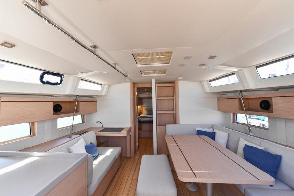 Slide: The Image of Beneteau Oceanis 46.1 #400 2023 - 9