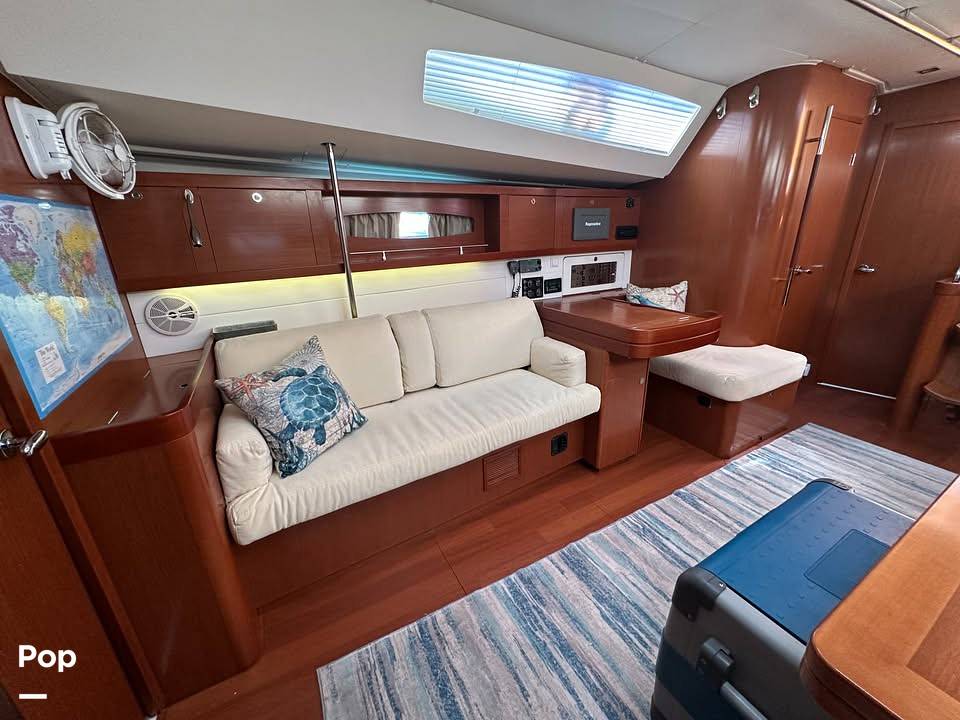 Slide: The Image of Beneteau Oceanis 50 Deep 2011 - 15372036