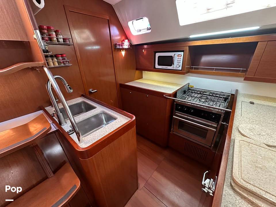 Slide: The Image of Beneteau Oceanis 50 Deep 2011 - 15372041