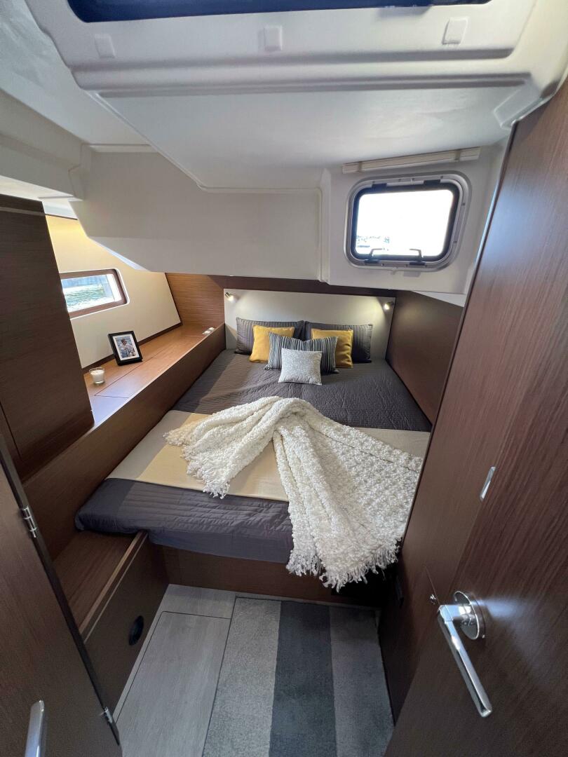 Slide: The Image of Aft cabin - 4264113