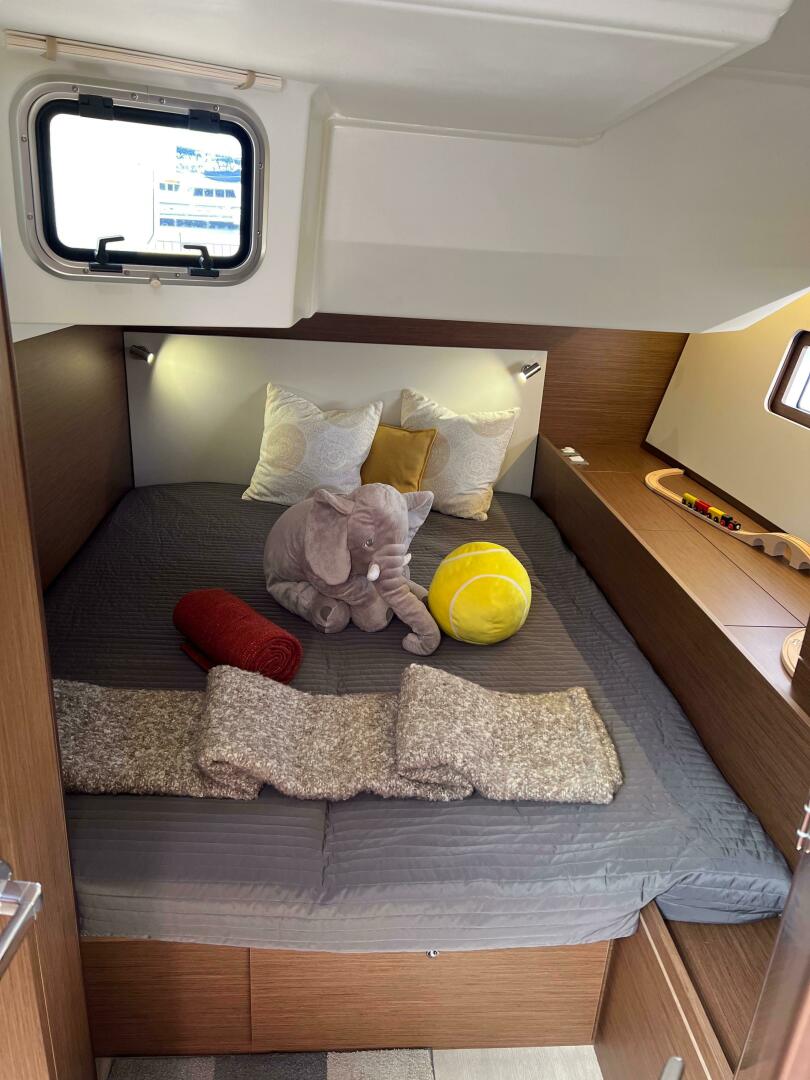 Slide: The Image of Aft cabin - 4264115