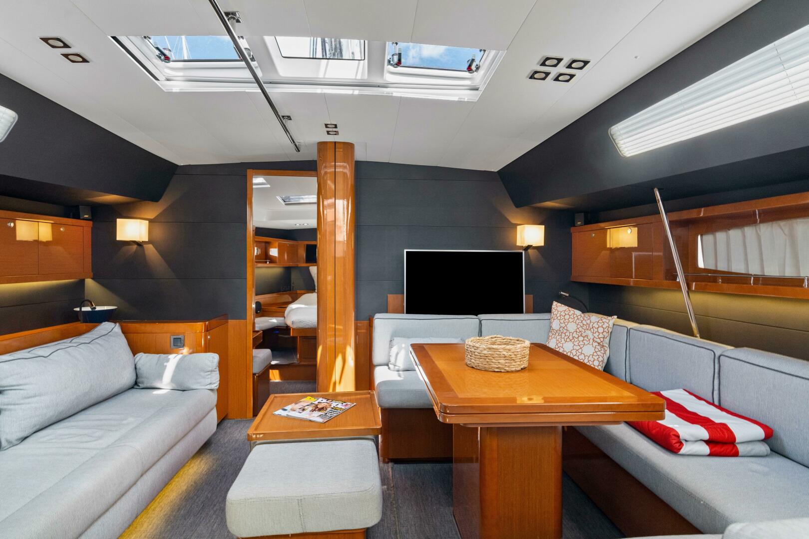 Slide: The Image of Beneteau Oceanis 60 2016 - 5108141