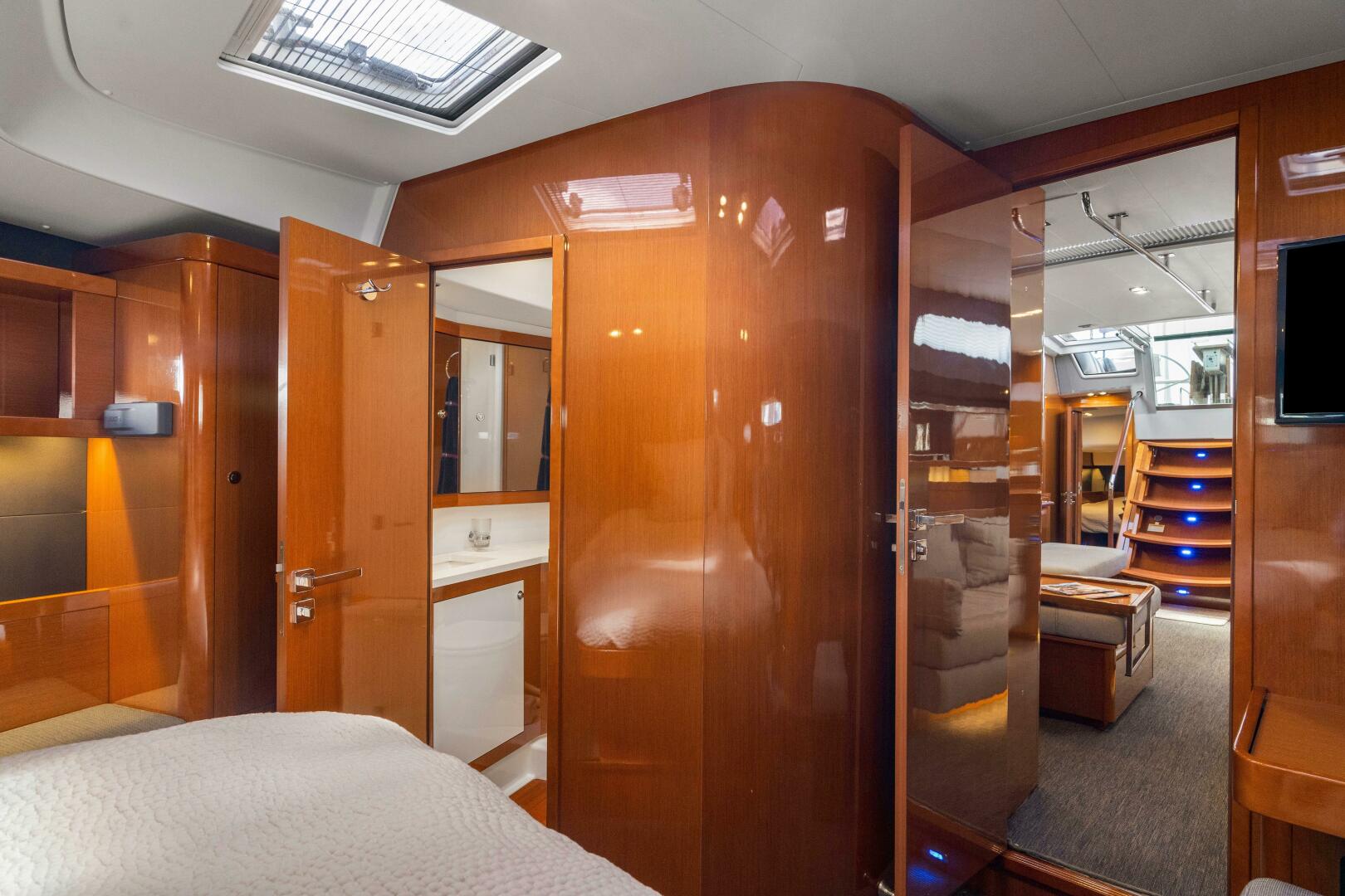 Slide: The Image of Beneteau Oceanis 60 2016 - 5108150