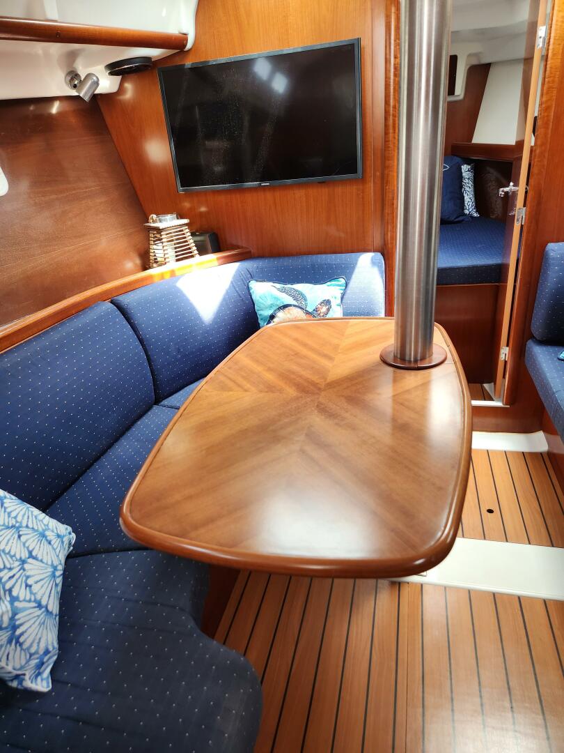 Slide: The Image of Beneteau Oceanis Clipper 373 2004 - 4743012