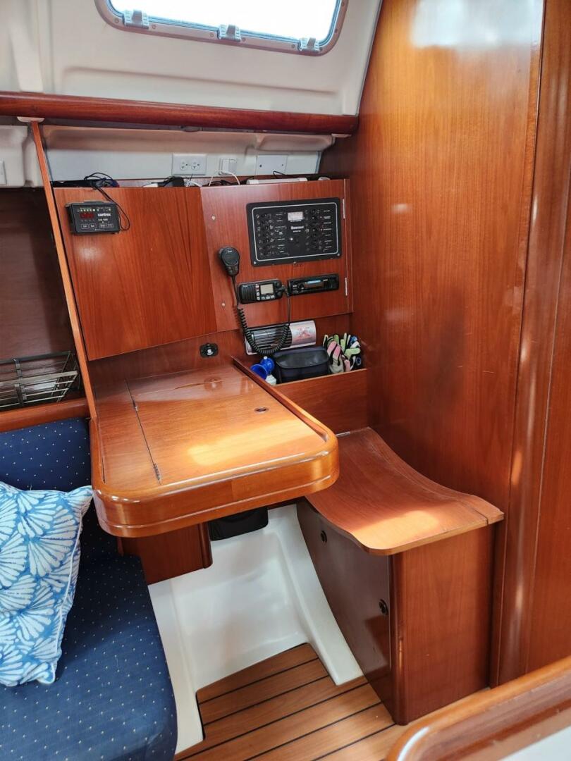 Slide: The Image of Beneteau Oceanis Clipper 373 2004 - 4743009