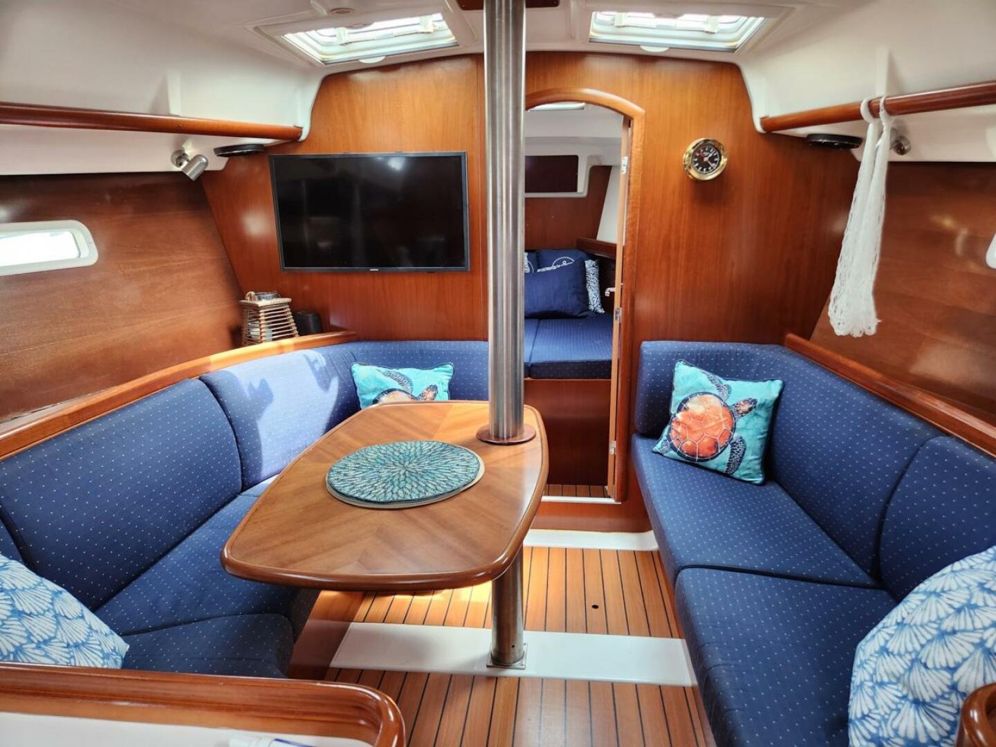 Slide: The Image of Beneteau Oceanis Clipper 373 2004 - 4743011