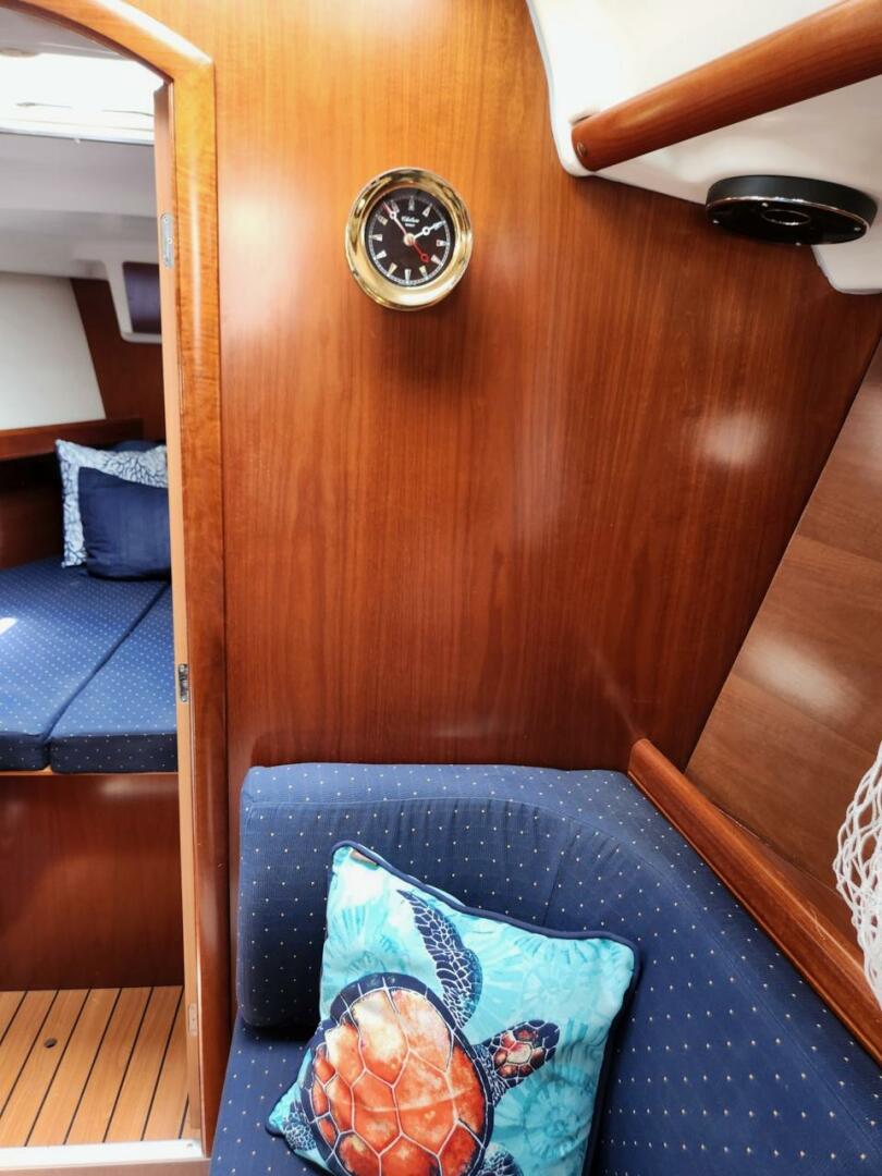 Slide: The Image of Beneteau Oceanis Clipper 373 2004 - 4743013