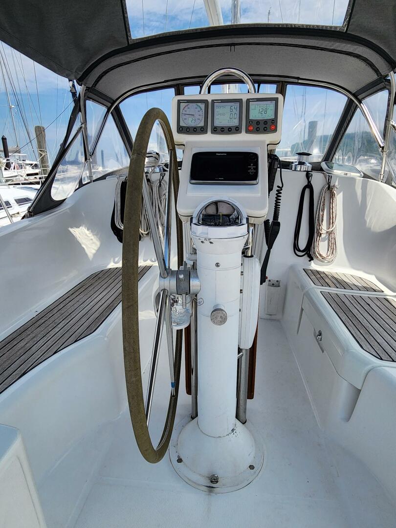 Slide: The Image of Beneteau Oceanis Clipper 373 2004 - 4742997