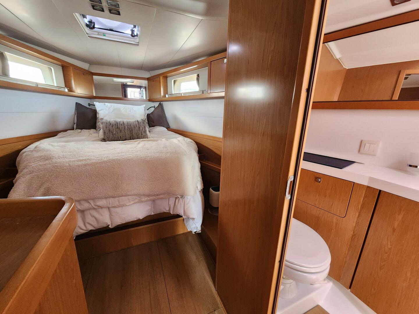 Slide: The Image of Beneteau Sense 2011 - 4401486