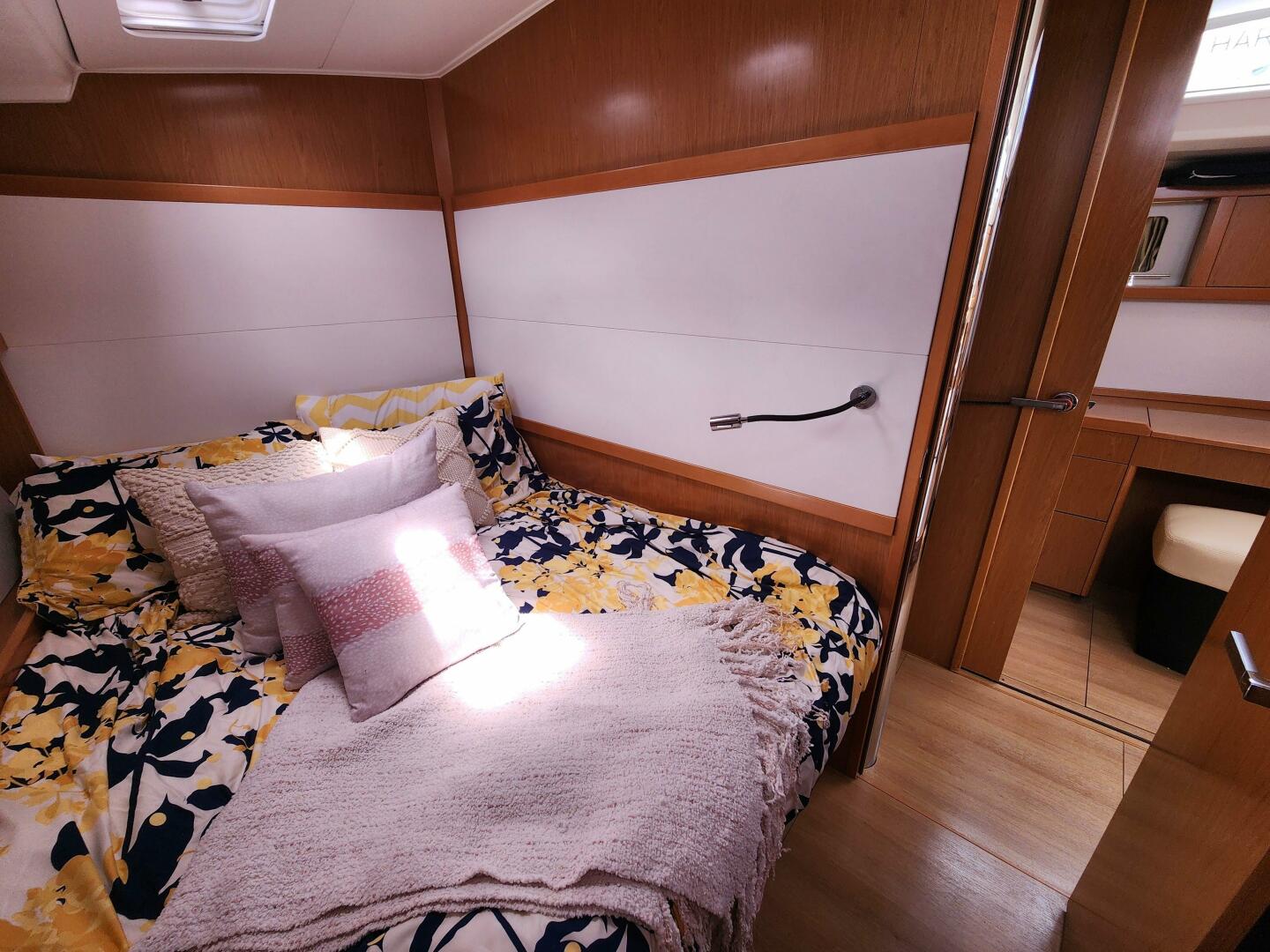 Slide: The Image of Beneteau Sense 2011 - 4401477