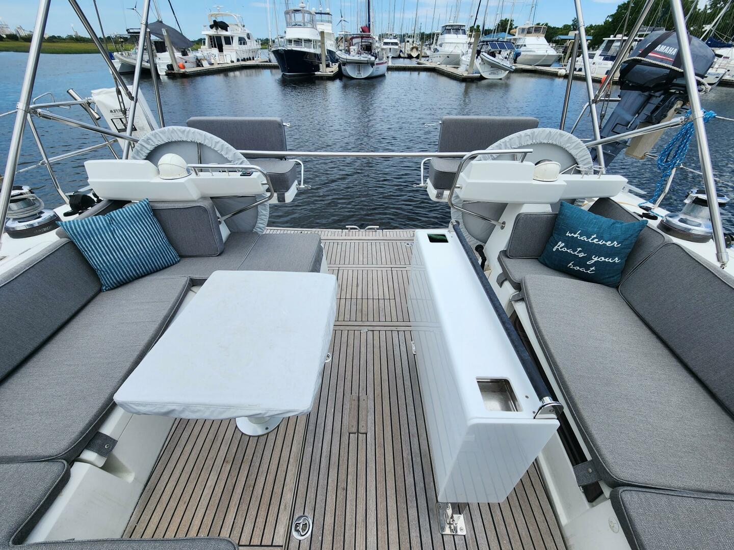 Slide: The Image of Beneteau Sense 2011 - 4401511