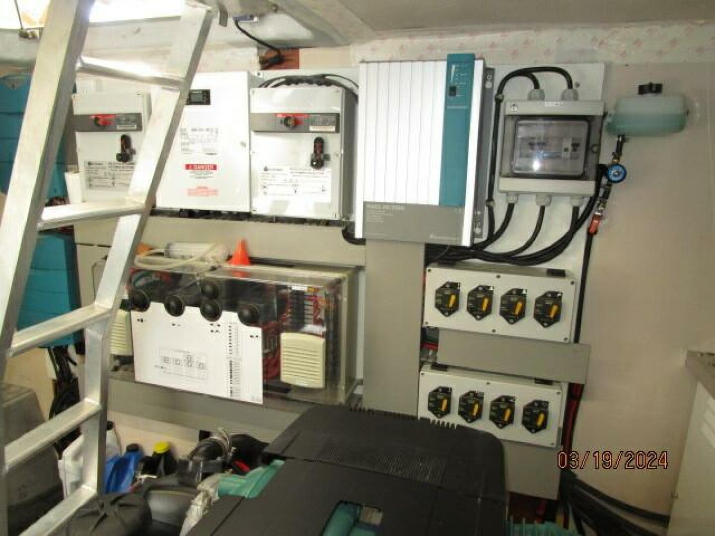 Slide: The Image of 50' Beneteau engine room aft - 4242453